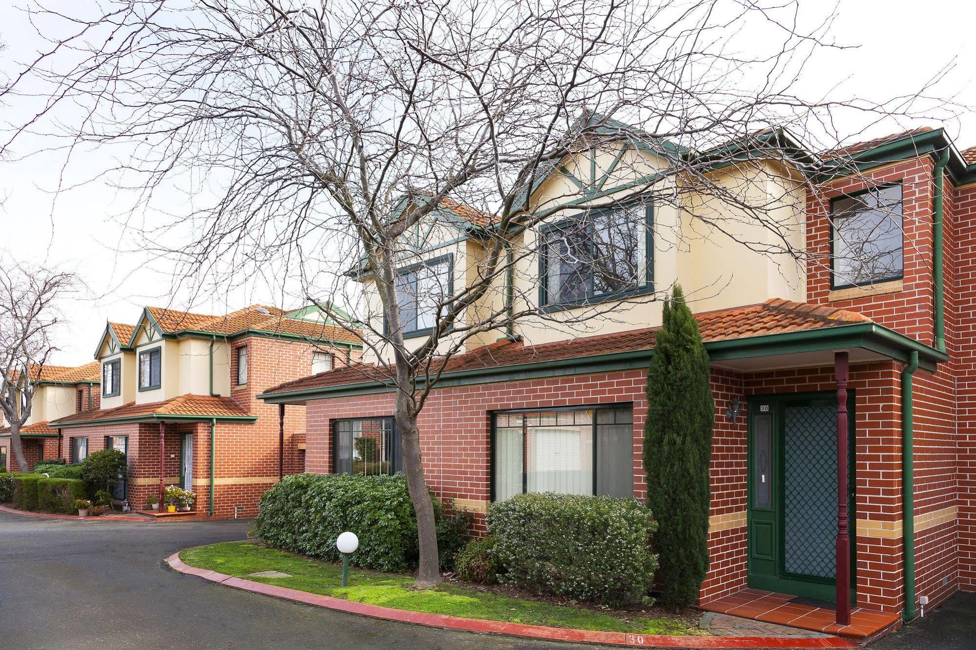 Park Avenue - Forest Hill Bend of Islands Bagian luar foto